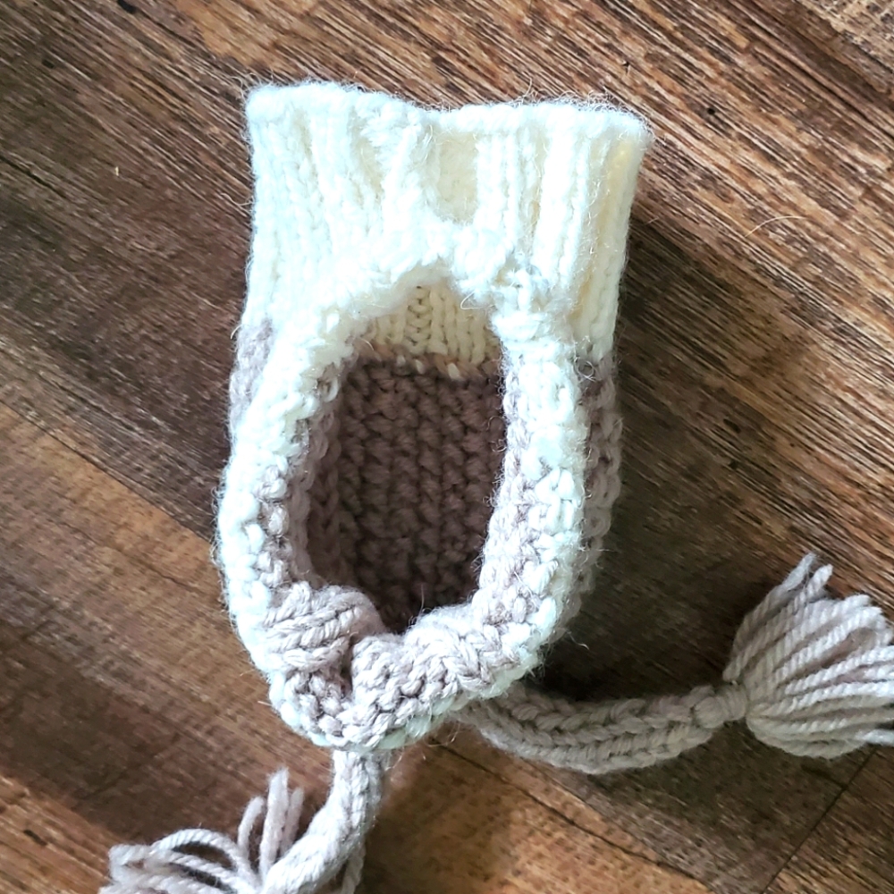 Cozy Knit Kids Booties - Cream and Tan